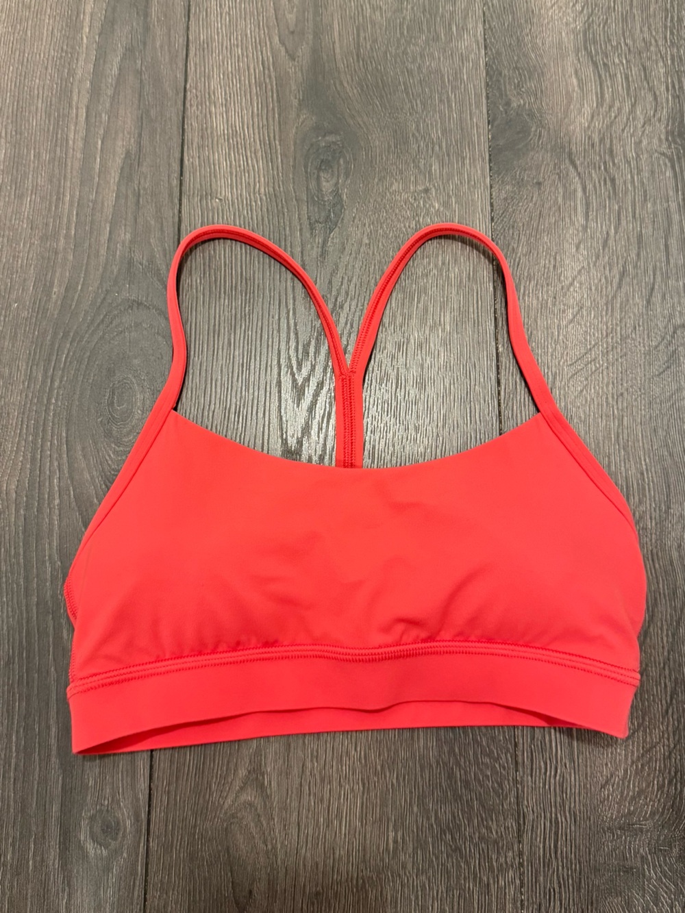 lululemon flow y bra | lip gloss | size 6
